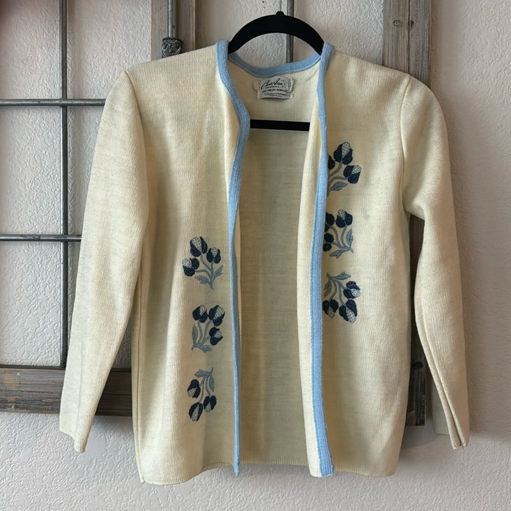 Vintage 70s Chris Ann Wintuk Embroidered Knit Cardigan